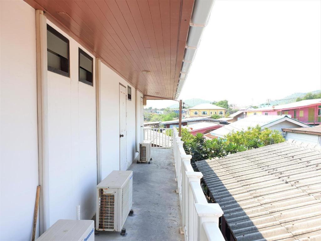 Sea Beach Koh Larn 2 Hotel Exterior photo